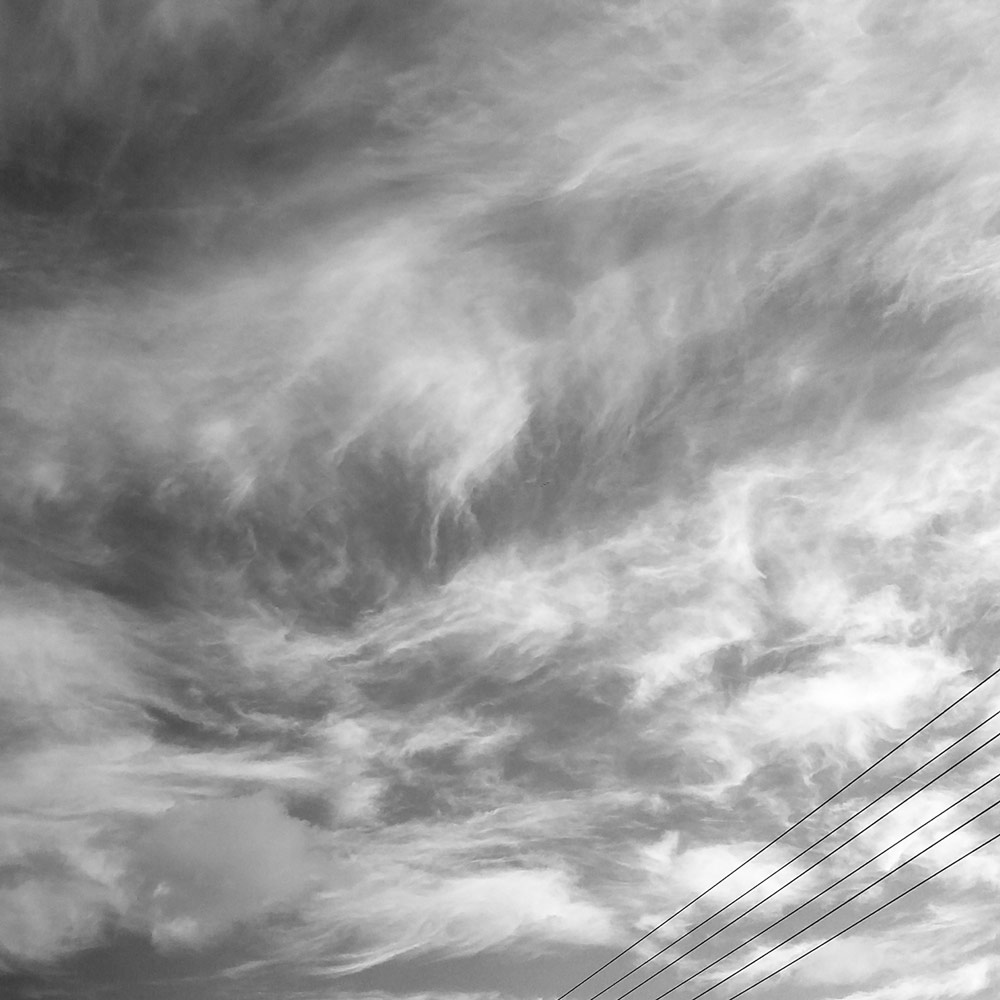 blueskyishidingweb